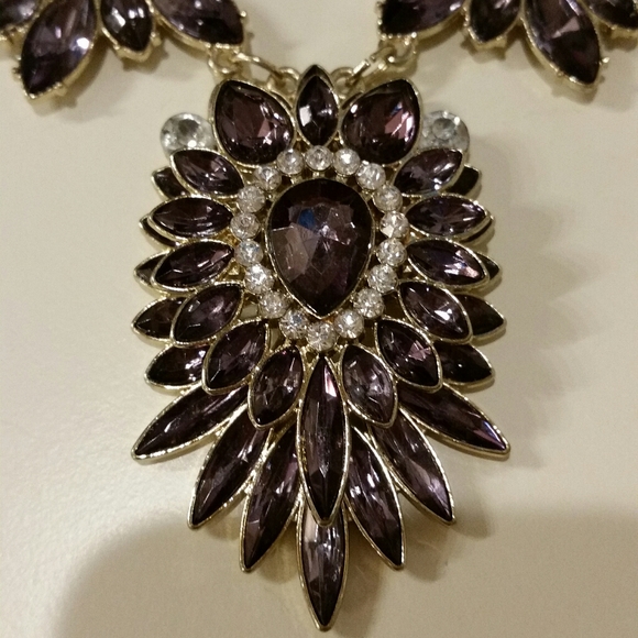 NWT amethyst and crystal statement necklace - Picture 4 of 9